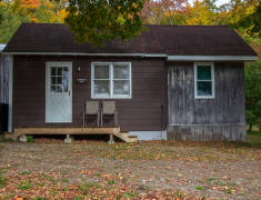 TIMBERWOLF CABIN